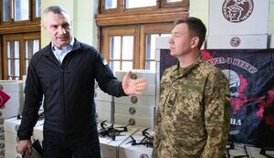 Klytschko hands over drones to 72nd Brigade from Kyiv