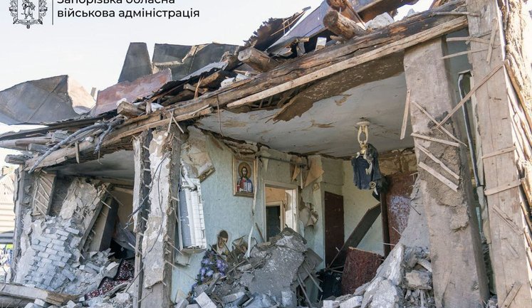 Рашисти обстріляли Запорізьку область: троє поранених, є руйнування. ФОТО