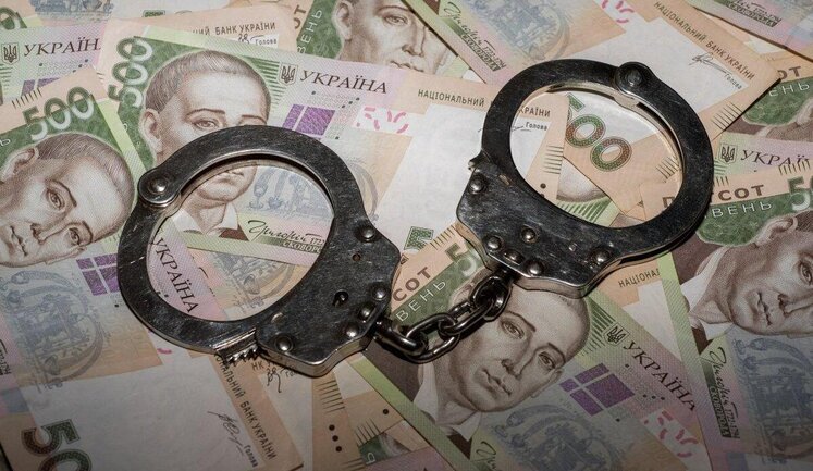 Полицейского задержали на Днепропетровщине за вымогательство у бизнесменов, – глава Нацполиции