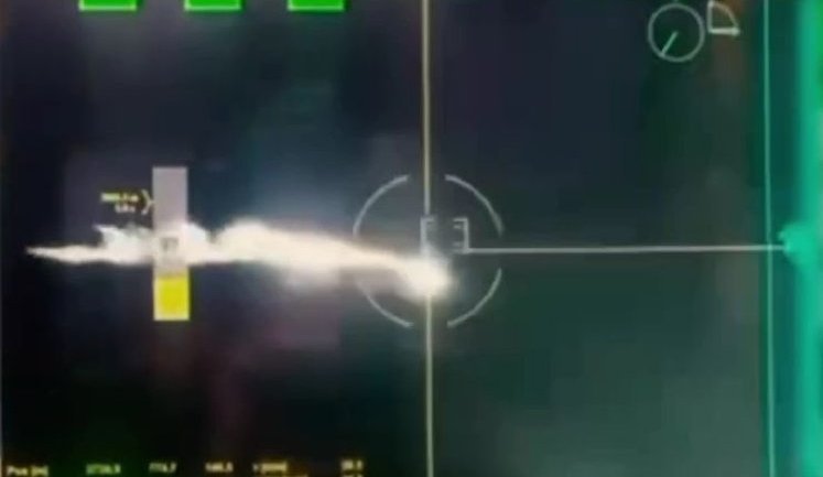 Український екіпаж німецького комплексу ППО "Skynex" знищує російський ударний БПЛА типу "Shahed". ВIДЕО