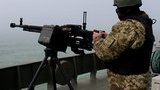 В Азовском море корабли Морской охраны, ВМС, артиллерия и авиация учились отражать вражескую атаку. ФОТОрепортаж