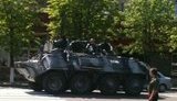 В Днепропетровске на улицы вывели БТР. ФОТО
