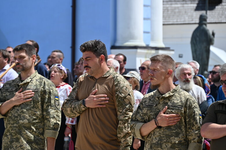 У Києві попрощалися із військовим фотографом Арсеном Федосенком