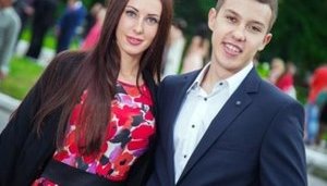 "Вас жорстко на#бали, всі "народні" висуванці грають тільки у свою кишеню", - російський найманець Ботвіньєв про дітей "мера" Стаханова Жевлакова, які проживають у США. ФОТОрепортаж