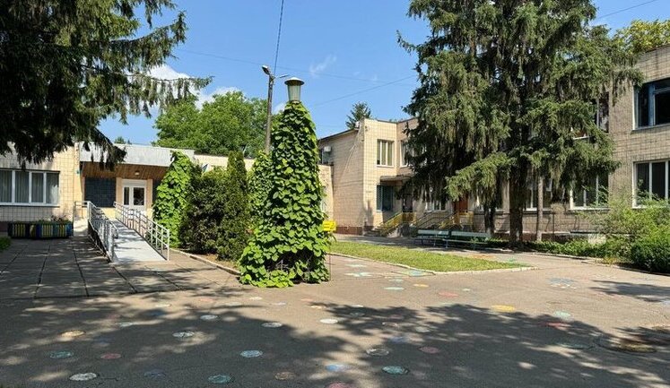 Понад 50 евакуйованих до Австрії дітей-сиріт повернули до Кропивницього. Австрійська сторона занепокоєна, в ОВА кажуть, що мають заявки на усиновлення. ВIДЕО
