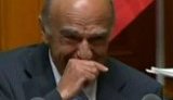 Министр финансов Швейцарии сорвал заседание парламента неудержимым хохотом. ВИДЕО.