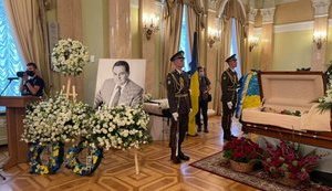 С Евгением Марчуком прощаются в Киеве. ФОТОрепортаж