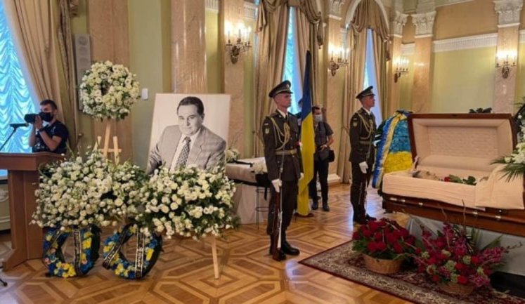 С Евгением Марчуком прощаются в Киеве. ФОТОрепортаж
