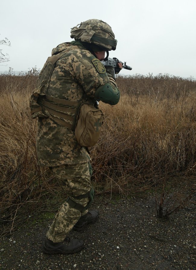 Особовий склад підрозділів вогневої підтримки відпрацював тактичні прийоми володіння штатним озброєнням у районі ООС 13