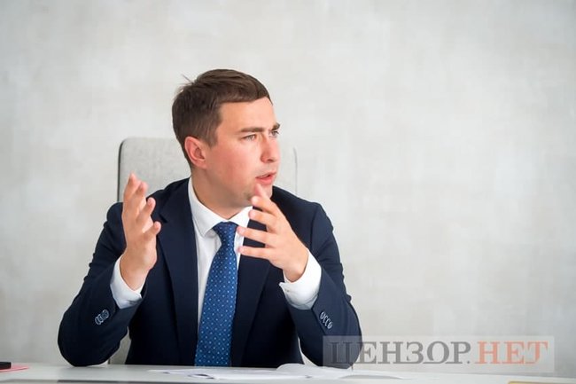 Міністр агрополітики Роман Лещенко: Закликаю українців не поспішати продавати землю 03
