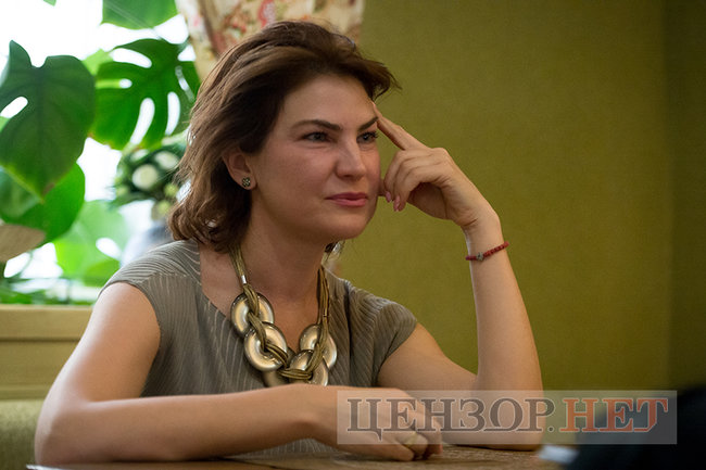 Експерт команди Зеленського з питань судової реформи Ірина Венедіктова: Суддя, який висить на гачку, а його доля залежить від президента, не може бути незалежним 03