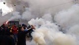 Учасники АТО і представники націоналістичних організацій у Львові вимагали розкрити "справи Майдану" і намагалися захопити редакцію. ФОТОрепортаж