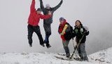 В Крыму выпал снег: лыжники и сноубордисты открыли сезон. ФОТОрепортаж