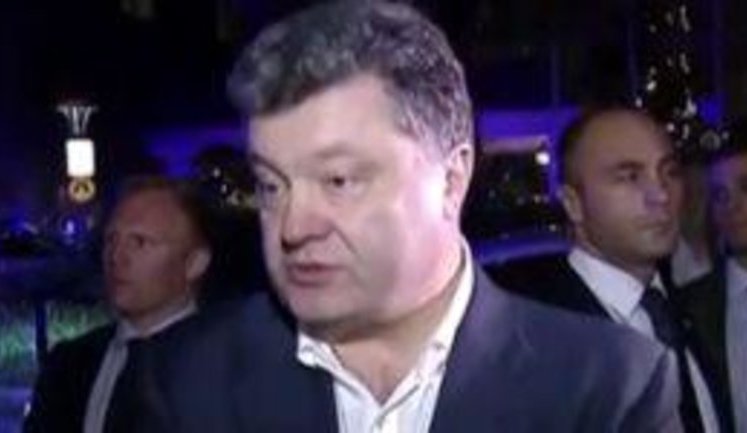 Poroshenko conducts illegal construction in buffer zone of Kiev-Pechersk Lavra