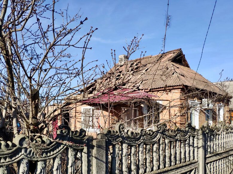 Россияне обстреляли Марганец на Никопольщине: один человек ранен 01