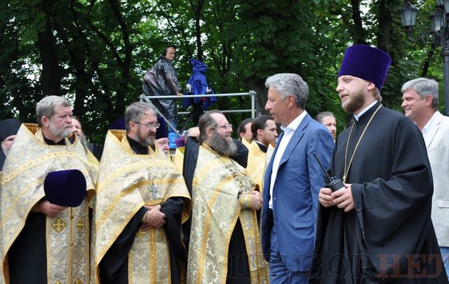 Онуфрій, Новинський, Бойко і віряни: як УПЦ МП хресну ходу проводили 34