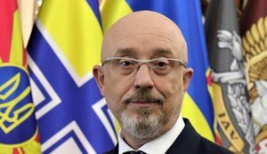 Вопрос вступления Украины в НАТО в повестке дня не стоит, - Резников