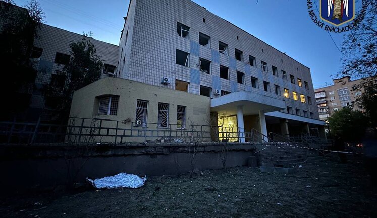 Night shelling of Kyiv: all rockets were shot down, there are casualties, including two children. PHOTOS