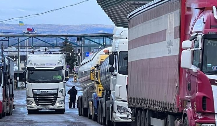 На кордоні з Польщею відновили оформлення вантажівок, ‒ ДПСУ