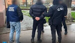 Обещали "тыловую службу" за $6000: на Буковине задержаны два экс-чиновника ТЦК, - прокуратура. ФОТОрепортаж