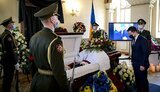 Зеленський взяв участь у церемонії прощання з першим главою МЗС України Зленком: "Він був тим, хто заклав основи дипломатичної армії"
