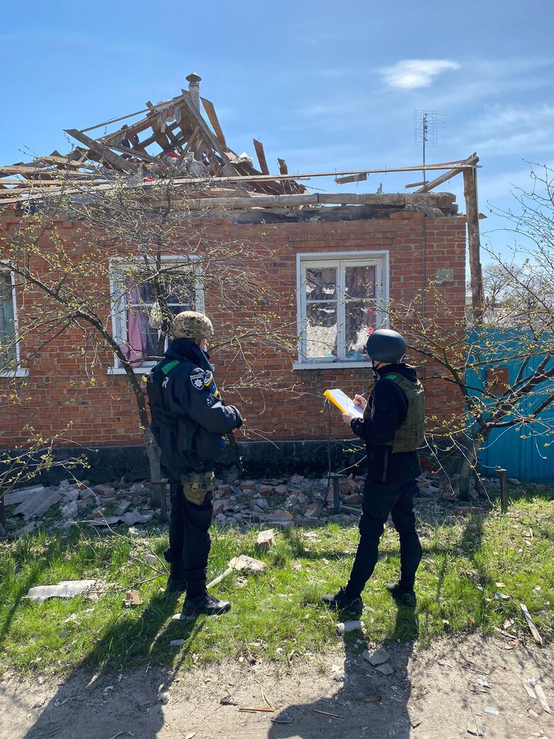 Наслідки ворожих обстрілів Харківщини: зруйновані та пошкоджені житлові будинки, господарчі споруди та об’єкт інфраструктури 05 Наслідки ворожих обстрілів Харківщини: зруйновані та пошкоджені житлові будинки, господарчі споруди та об’єкт інфраструктури 05