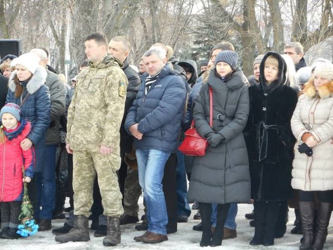 Загиблого на Донбасі українського воїна Валерія Єгорова поховали в Прилуках 03