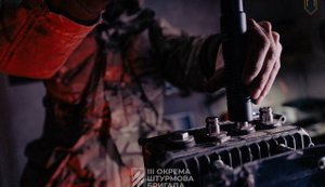 Воины РЭБ отводят сотни дронов и защищают тысячи жизней, - Зеленский поздравил военных с профессиональным праздником. ФОТОрепортаж