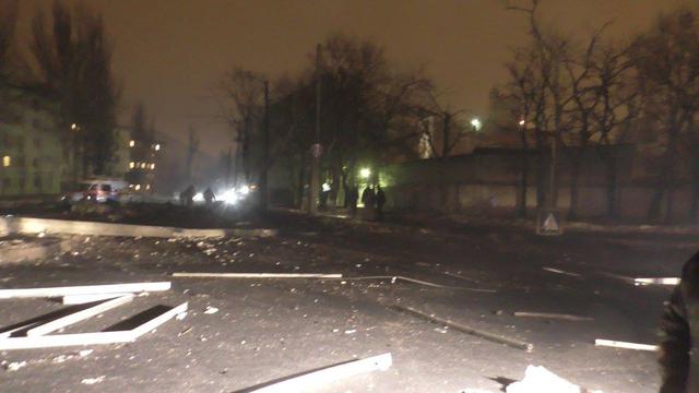 У Донецьку пролунав потужний вибух. Повністю знищено прильотом військторг "Камуфляж", - журналіст 04