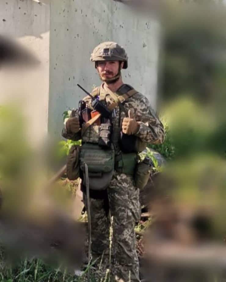 Мінометник Ілля Кононов: Мені 22, за спиною у мене - лише військова кафедра, деякі вишколи - та й усе, і тут треба вести людей у бій 06