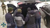 Співробітник СБУ брав участь у діяльності угруповання, що викрало чоловіка в Харкові. ФОТОрепортаж