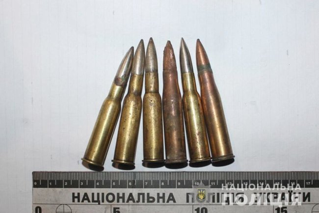 Житель Хмельнитчины создал подпольный музей оружия, - Нацполиция 03 Житель Хмельнитчины создал подпольный музей оружия, - Нацполиция 03