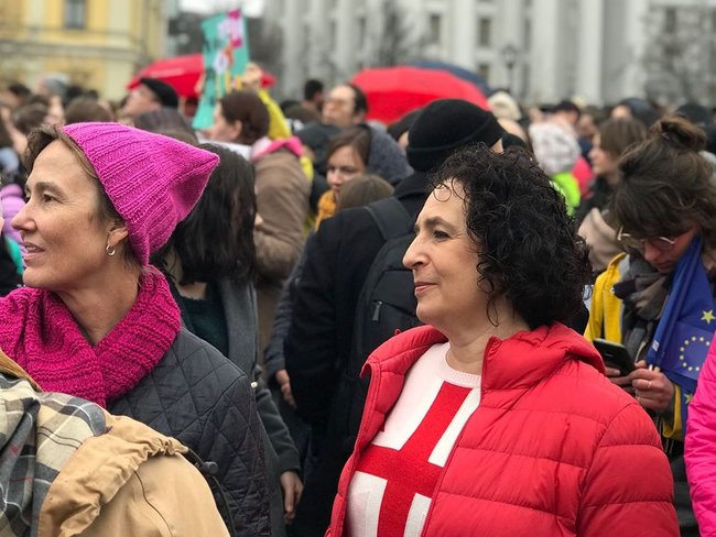 Марш за права женщин прошел в центре Киева 57