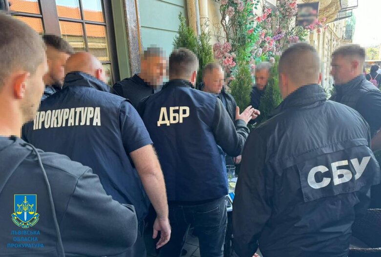 затримано чиновника Мін’юсту
