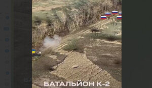 T-72 tank of AFU at close range shoots group of invaders. VIDEO