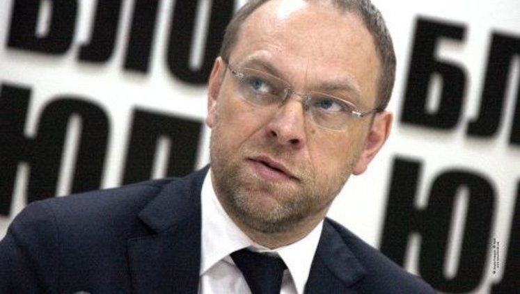 Власть препятствует выезду за границу Власенко как коммуникатору Тимошенко в европейских кругах, - адвокат. + ВИДЕО