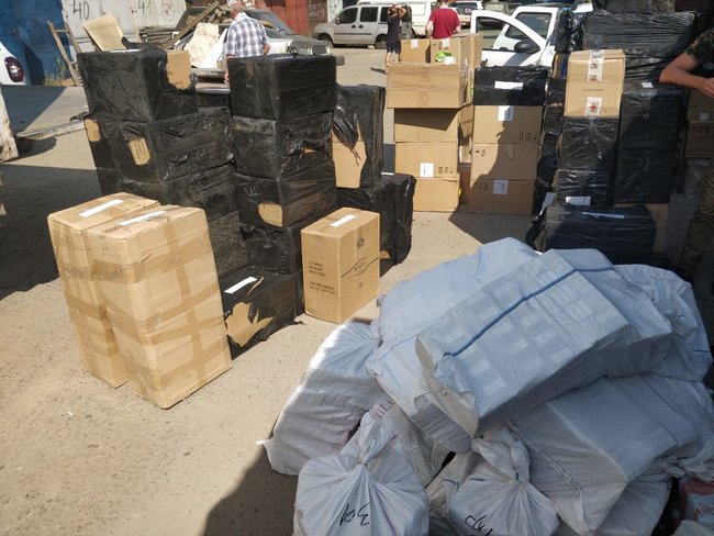 В Одессе налоговой милицией и пограничниками ликвидировано подпольное производство сигарет, изъято товаров на 5,8 млн грн 02 В Одессе налоговой милицией и пограничниками ликвидировано подпольное производство сигарет, изъято товаров на 5,8 млн грн 02