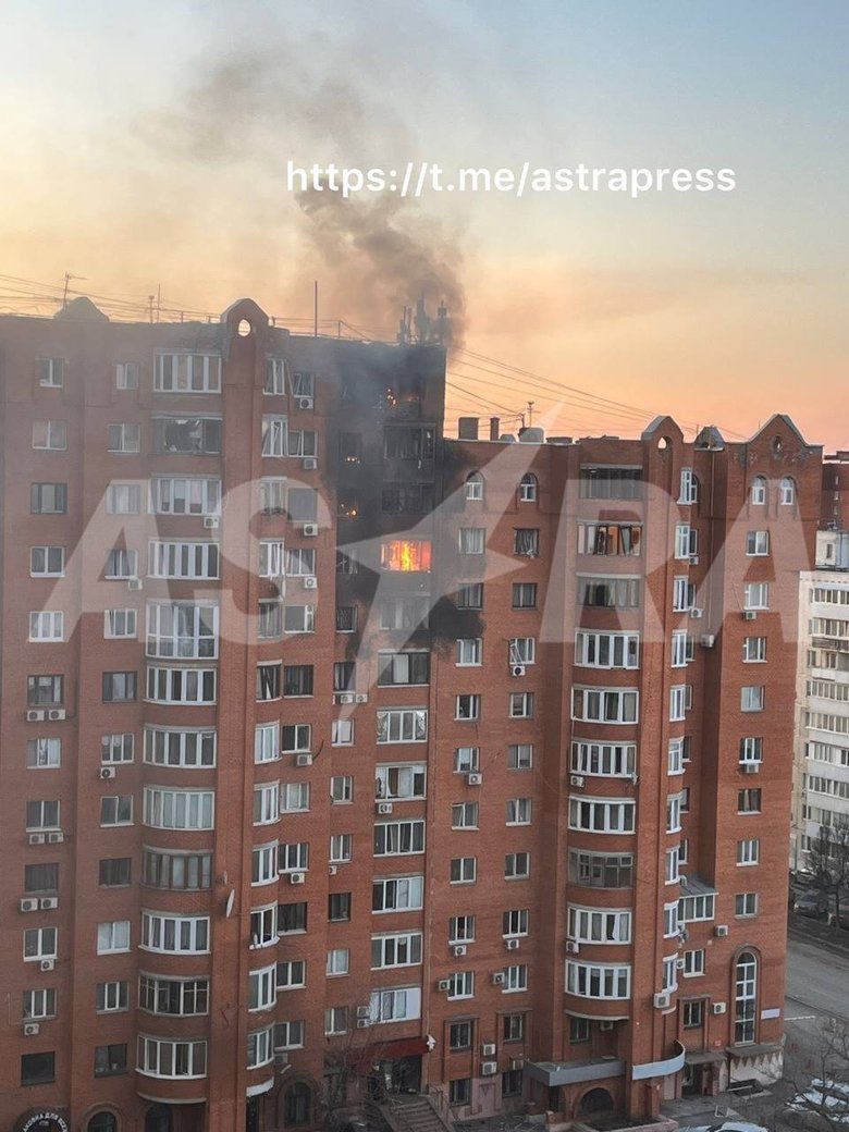 Уфа під атакою дронів: що відомо про пожежі на НПЗ і в місті