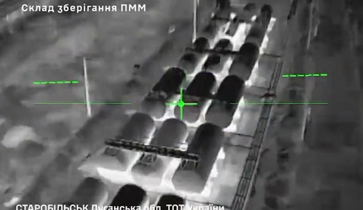 Уражено прифронтовий склад палива окупантів та нафтобазу на окупованій Луганщині, - ССО. ВIДЕО