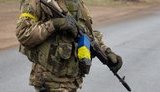 Солдат открыл огонь по мужчинам, пытавшимся прорваться на взводный опорный пункт на Донетчине, один из них погиб, другой - получил ранение (обновлено)