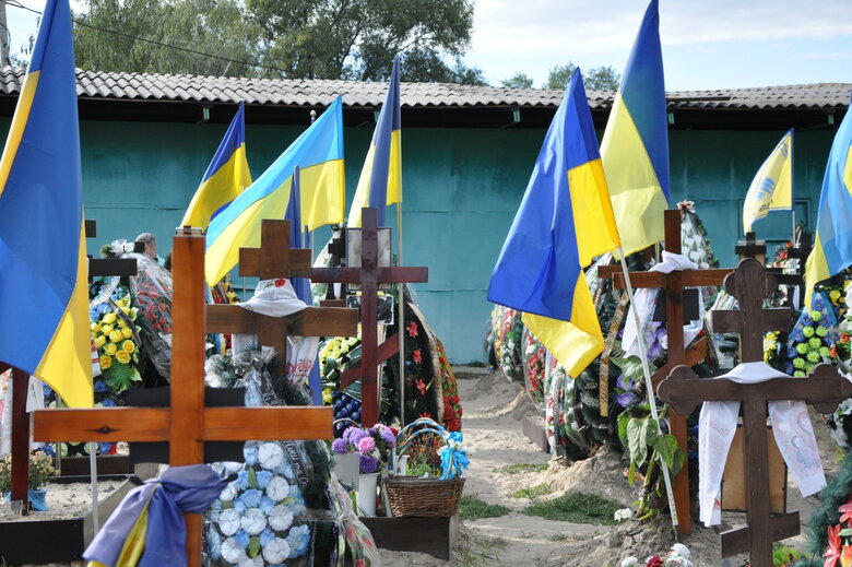 Kyiv. Alley of Heroes at Lysove cemetery. Rows of flags over Ukrainian soldiers’ graves 13