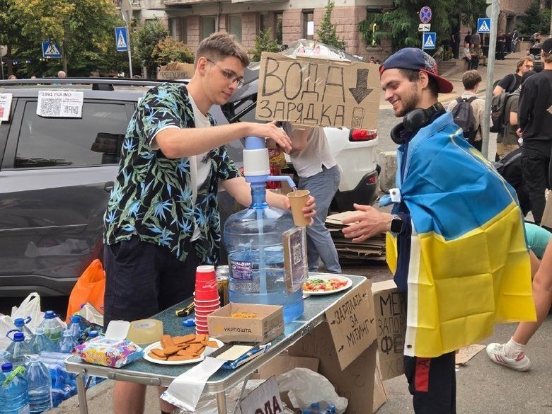 Pro-Fedorov protests continue across Ukraine for ninth day