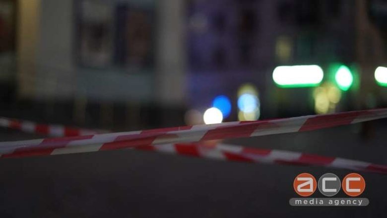 Вітер зірвав дах кінотеатру в Чернівцях 01