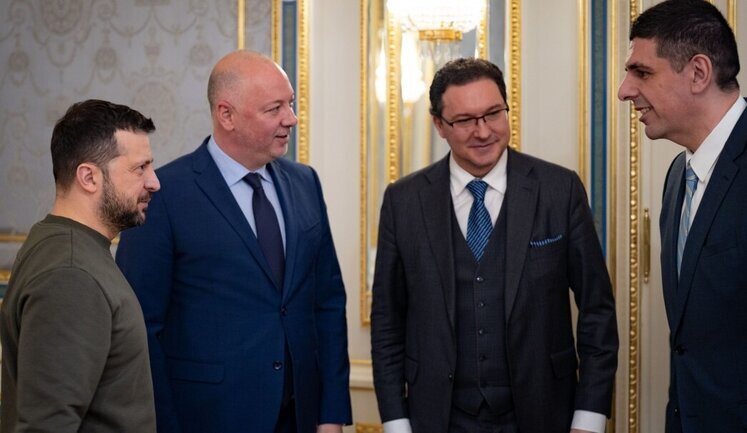 Zelenskyy meets with Chairman of National Assembly of Bulgaria Zhelyazkov to thank for active assistance and strengthening of Defence Forces. PHOTOS