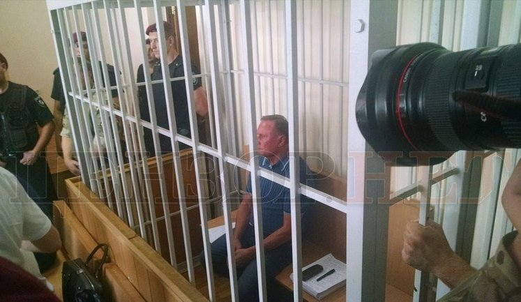 Pechersk court guarded by Spetsnaz due to hearing in Yefremov case, protesters gather outside. VIDEO+PHOTOS