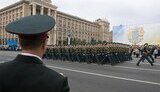 День Независимости: военный парад, Ющенко на БТРе и поцелуй для Тимошенко. ФОТОрепортаж.