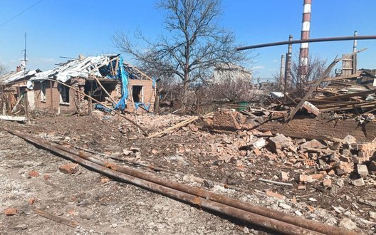 Доба на Донеччині: під ударами РФ 2 райони, у Лимані загинула людина, пошкоджено багато будинків. ФОТОрепортаж