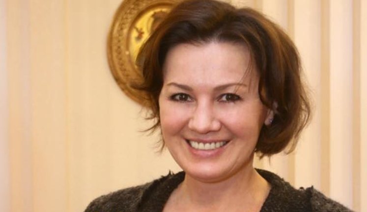 Лариса Руснак: Режисер фільму "Слуга народу" Кирющенко переконував мене, що я дурепа, бо підтримую Майдан і всі патріотичні рухи. Тепер зрозуміло, чому він так вважав