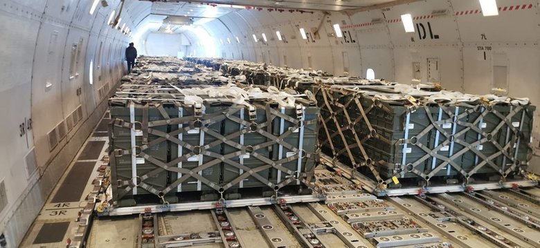 Seventh U.S. plane with military aid arrives in Ukraine 02