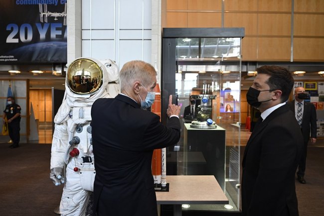 Зеленский побывал в NASA: обсуждали космические проекты 02